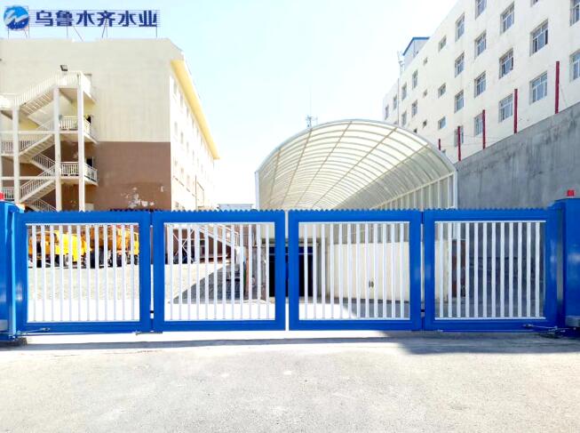 電賀烏魯木齊水業(yè)集團(tuán)有限公司成功安裝財(cái)門(mén)折疊門(mén)XFZD-X2